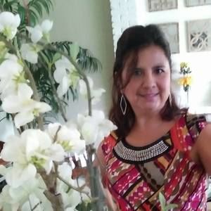 Meet your Posher, Alma